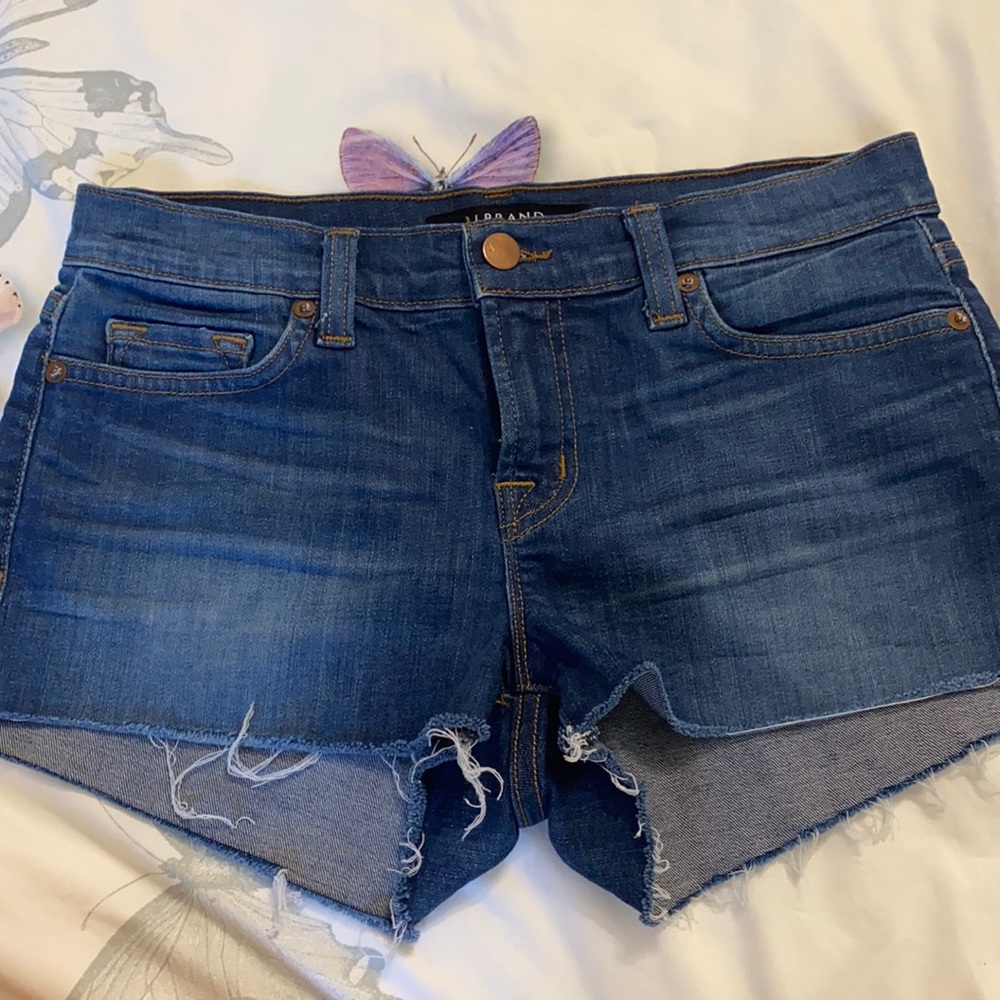 Size 26 j brand jean shorts great condition